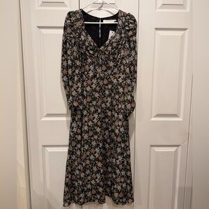 Astr the label Black Floral Long Puff Sleeve Dress size small